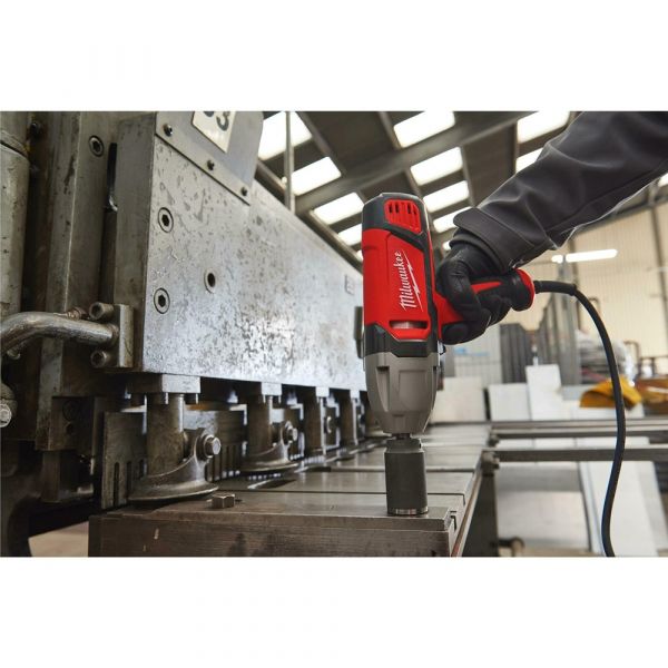 Milwaukee 1/2 Drive Impact Wrench, 400 NM [IPWE400R]